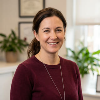 Laura Bennett, responsable des normes de la plateforme chez Silex Investode, photo de profil